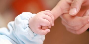 Алматыда ұйымдасқан топ жаңа туған нәрестелерді сатумен айналысқан