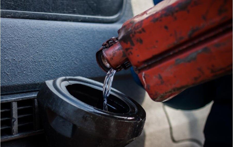 Түркістан облысында заңсыз айналымнан 7 тоннаға жуық жанармай өнімдері тәркіленді