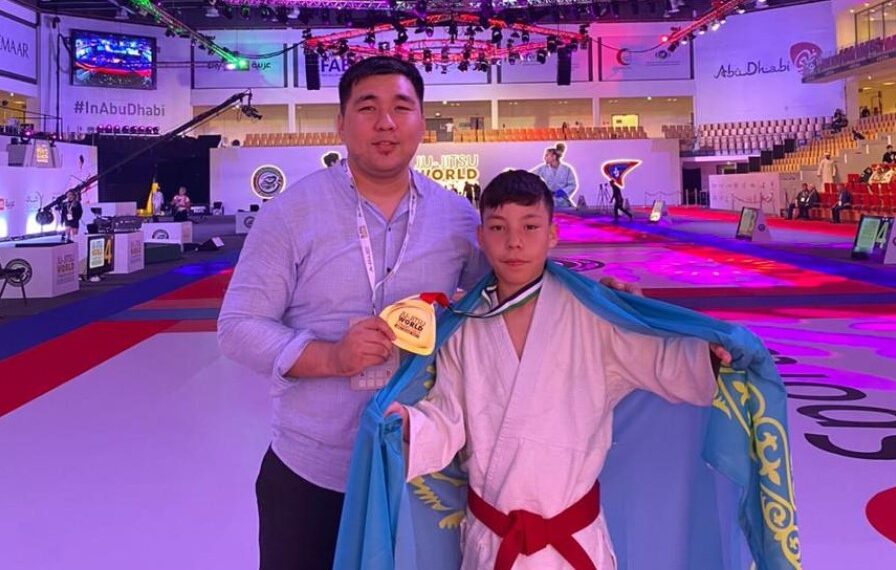 Қазақстандық 15 жасар спортшы джиу-джитсудан әлем чемпионы атанды